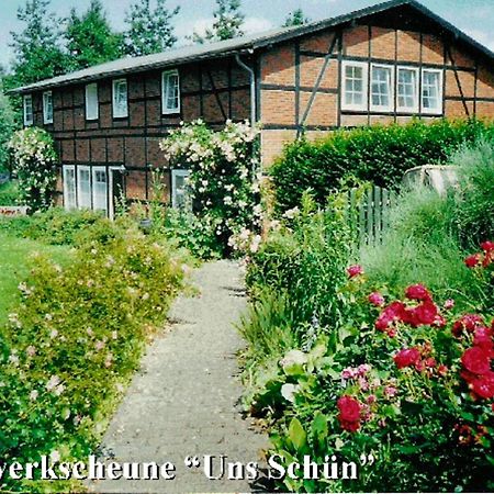 "Uns Schuen" Nr 2 Apartment Фехмарн Екстериор снимка